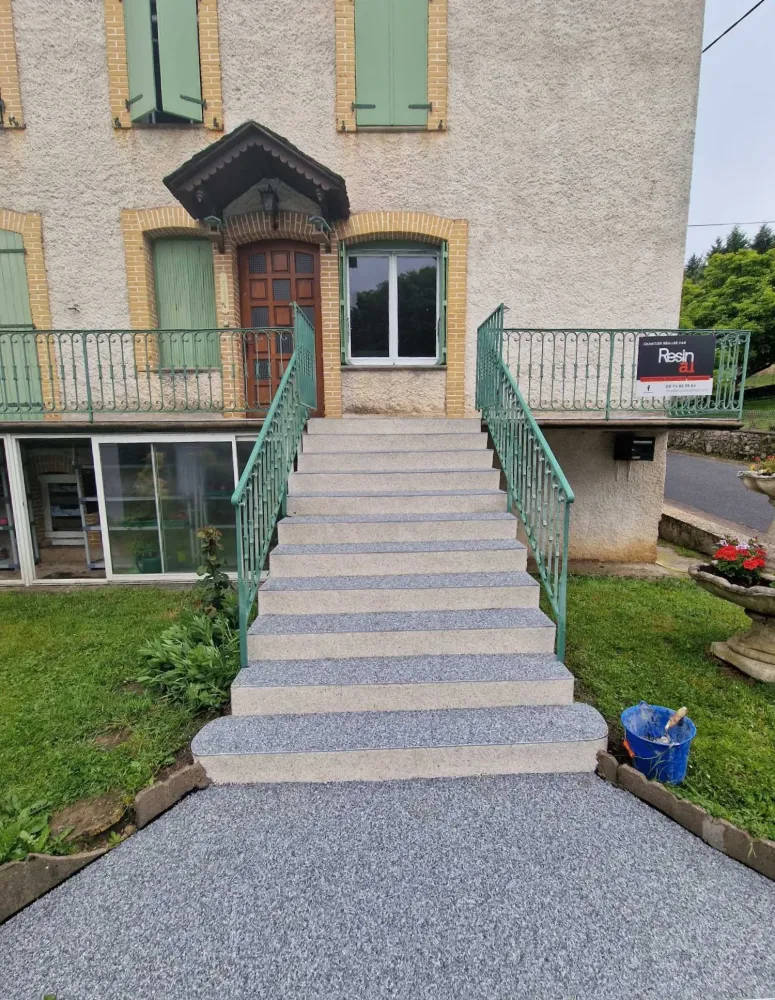 Pose sol en résine décorative à Naucelle